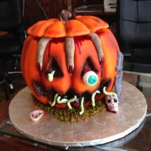 Junior Imposter Cake deco-Spooky 3D Pumpkin