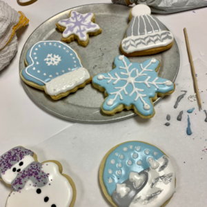 Jr. Cookie Decorating-Winter Theme - Cake Decorating Class - January 12 - 4:00PM-5:30PM